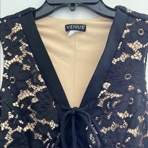 VENUS Black Floral Lace Blouse